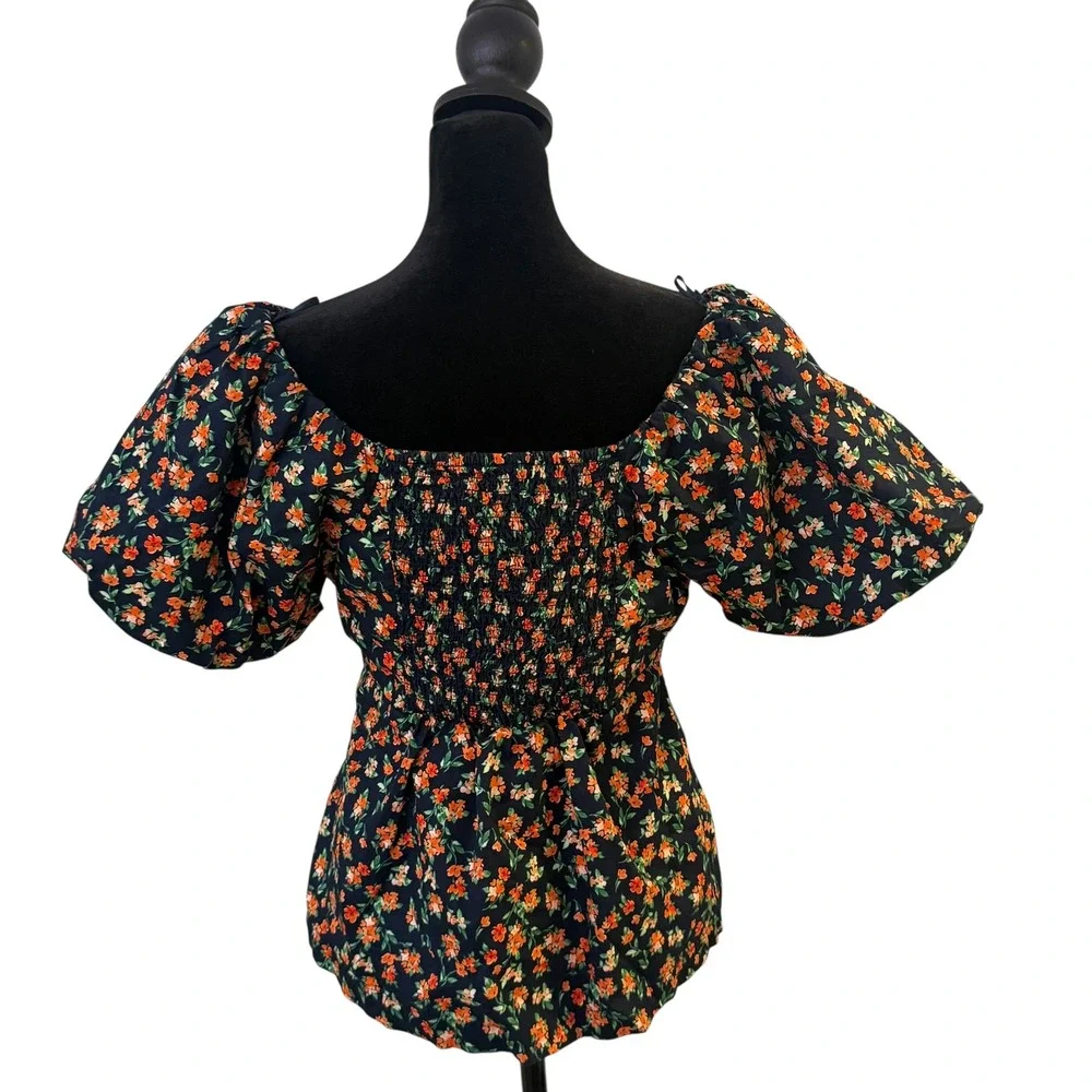 Old Navy Puff Sleeve Top Size M Smocked Floral Print Empire‎ Waist Cottage